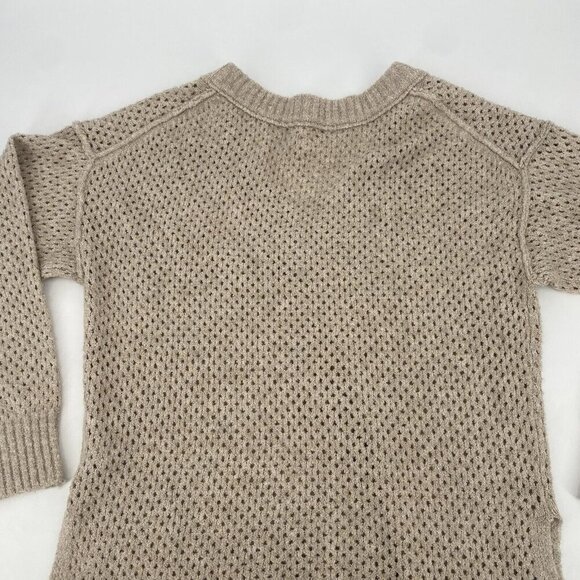 Aerie Oversized V-Neck Knit Sweater Size M Eyelet Beige NWT Beach Boho - Picture 11 of 11